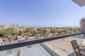 Apartment | 2 bedrooms - Stylish 2BR With Amazing Pool View in Taya (Dubai)