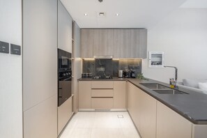 Apartment | 1 bedroom, Internet - Gorgeous 1 Bedroom in Oxford Boulevard JVC (Dubai)