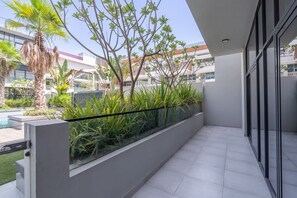 Apartment | 1 bedroom, Internet - Gorgeous 1 Bedroom in Oxford Boulevard JVC (Dubai)