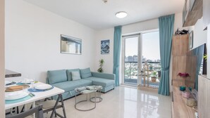 Apartment | 1 bedroom, high-speed internet - Modern 1-bed With Scenic Golf Course View (Dubai)