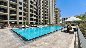 1 bedroom, Internet - Stunning 1 BR With Pool View in Rawda Apartments (Dubai)