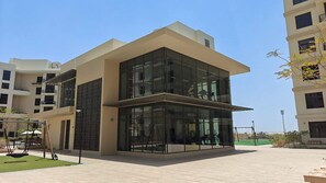 1 bedroom, Internet - Stunning 1 BR With Pool View in Rawda Apartments (Dubai)