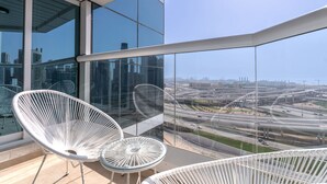Apartment | 2 bedrooms, high-speed internet - Spacious Serene 2 Bedroom in JLT for 4 (Dubai)