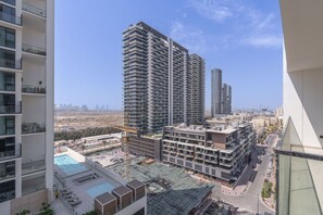 Studio - A Superb and Amazing Studio in Binghatti Lavender With Balcony (Dubai)