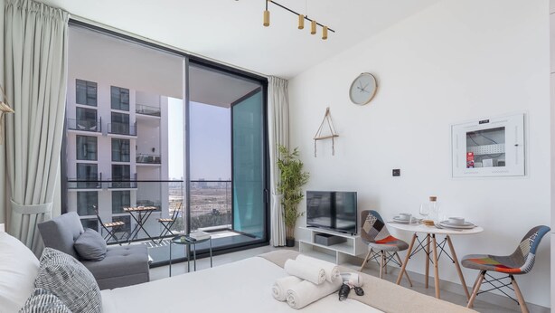 House - A Superb and Amazing Studio in Binghatti Lavender With Balcony (Dubai)