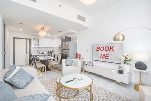 Apartment | 2 bedrooms, Internet - 1206 Pearlz by Danube (Dubai)