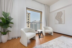 Apartemen | 5 kamar tidur dan internet