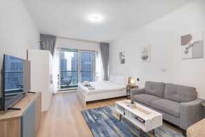 Studio | Internet - 1804 Arch Tower in Dubai (Dubai)