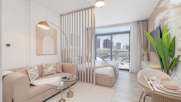 Studio | High-speed internet - Stylish Studio Sleeps 2 With Balcony (Dubai)
