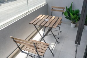 Studio | Internet - G04 Oxford Terraces 2 (Dubai)