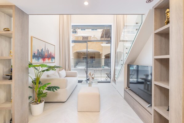 Studio | Internet - G04 Oxford Terraces 2 (Dubai)