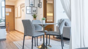 Studio - 502 Claren Tower 1 in Dubai (Dubai)