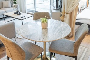 スタジオ | インターネットアクセス