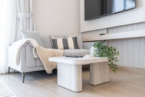 スタジオ | インターネットアクセス