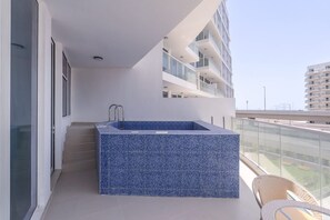 Apartment | 2 bedrooms, Internet - 424 Gemz by Danube in Dubai (Dubai)