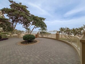 Apartment | 2 bedrooms, Internet - 110 Shoreline 14 in Dubai (Dubai)