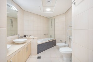 House | 2 bedrooms, Internet - 110 Shoreline 14 in Dubai (Dubai)