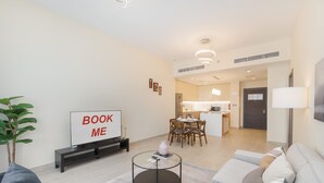 Unclassified image, 2 of 22, button - B315 Q Gardens Boutique (Dubai)