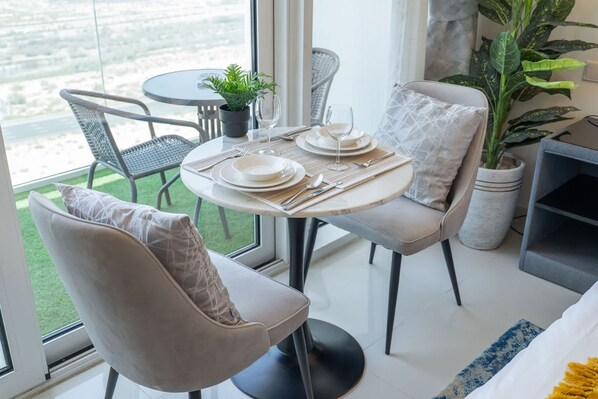 スタジオ | インターネットアクセス