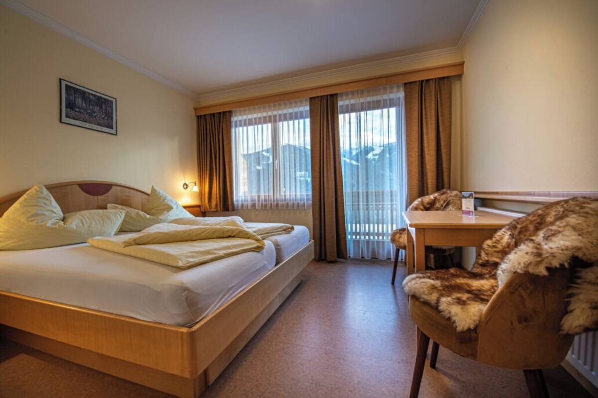 Standard Double Room, Balcony, Mountain View | Desk, free WiFi, bed sheets
