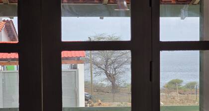 Villa Bouganvilea â Rustic Charm, Sea View, and Pool in Cidade Velha