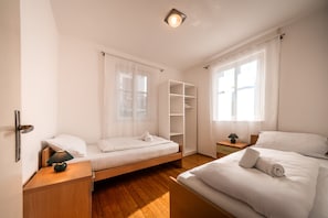 Wifi gratis y ropa de cama