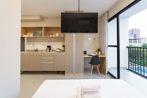 Studio | Blendingsgardiner, lydisolert, strykejern/-brett og wi-fi (inkludert)