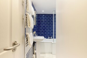 House | Bathroom