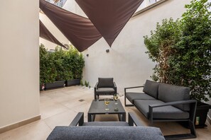 Terrace/patio - Apartment 'Lolli Boutique Spa' with Private Terrace, Wi-Fi and Air Conditioning (Palermo)