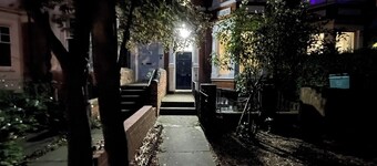 Spacious Flat | Sleeps 7, Pet-Friendly + Parking