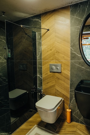 Comfort Bungalow | Bathroom
