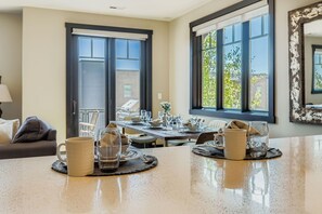 Condo, 3 Bedrooms | Dining - Tranquil Blackstone Getaway 3 Bedroom Townhouse (Park City)