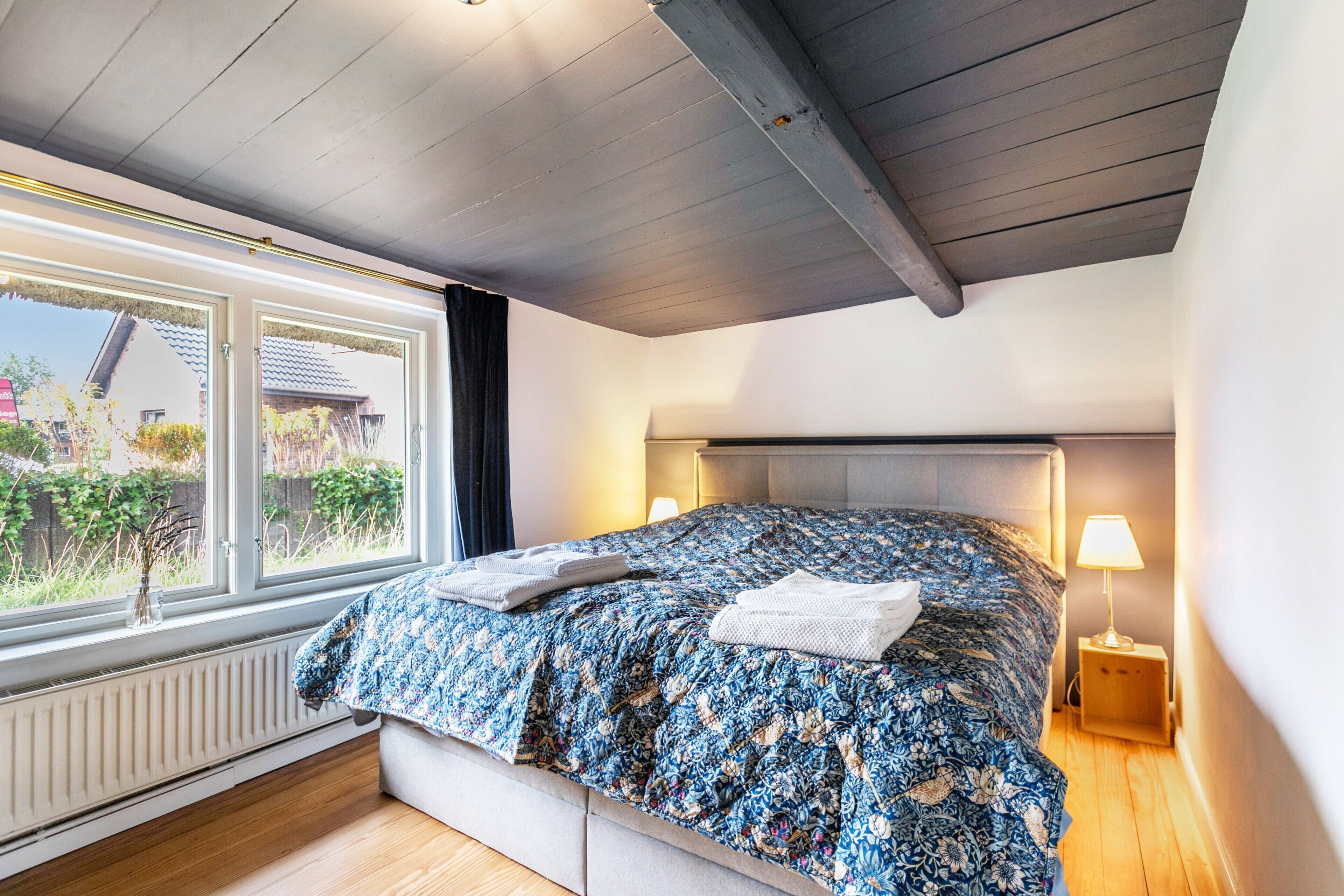 2 Schlafzimmer, Schreibtisch, WLAN, Bettwäsche