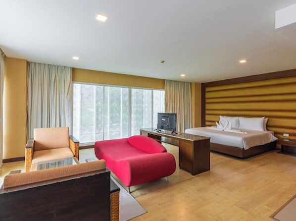 Junior Room, Balcony, City View | In-room safe, desk, laptop workspace, blackout drapes