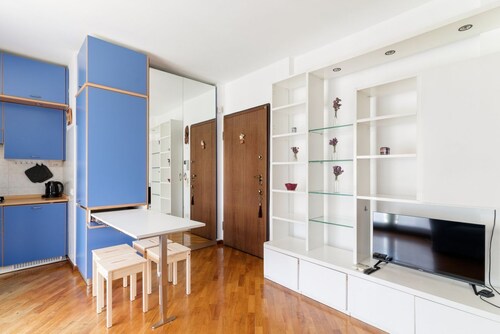 GuestHost - Milano Chiesa Rossa Comfy Apartment