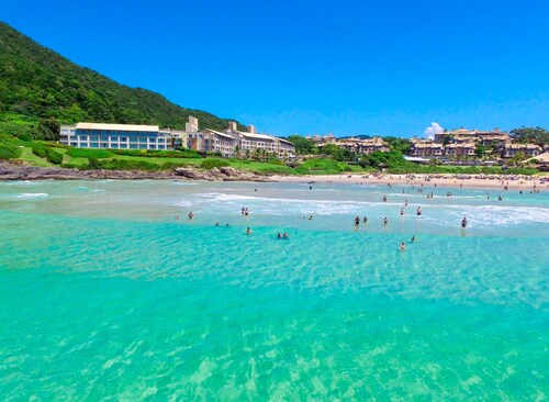 Beachfront Resort Style • Stunning Sea View • 5 Star Comfort ✨