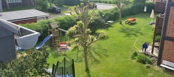 Apartment 'Watt'n Stuuv' with Shared Garden and Wi-Fi