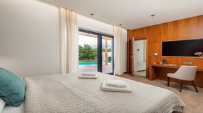 5 Schlafzimmer, Bügeleisen/Bügelbrett, WLAN, Bettwäsche