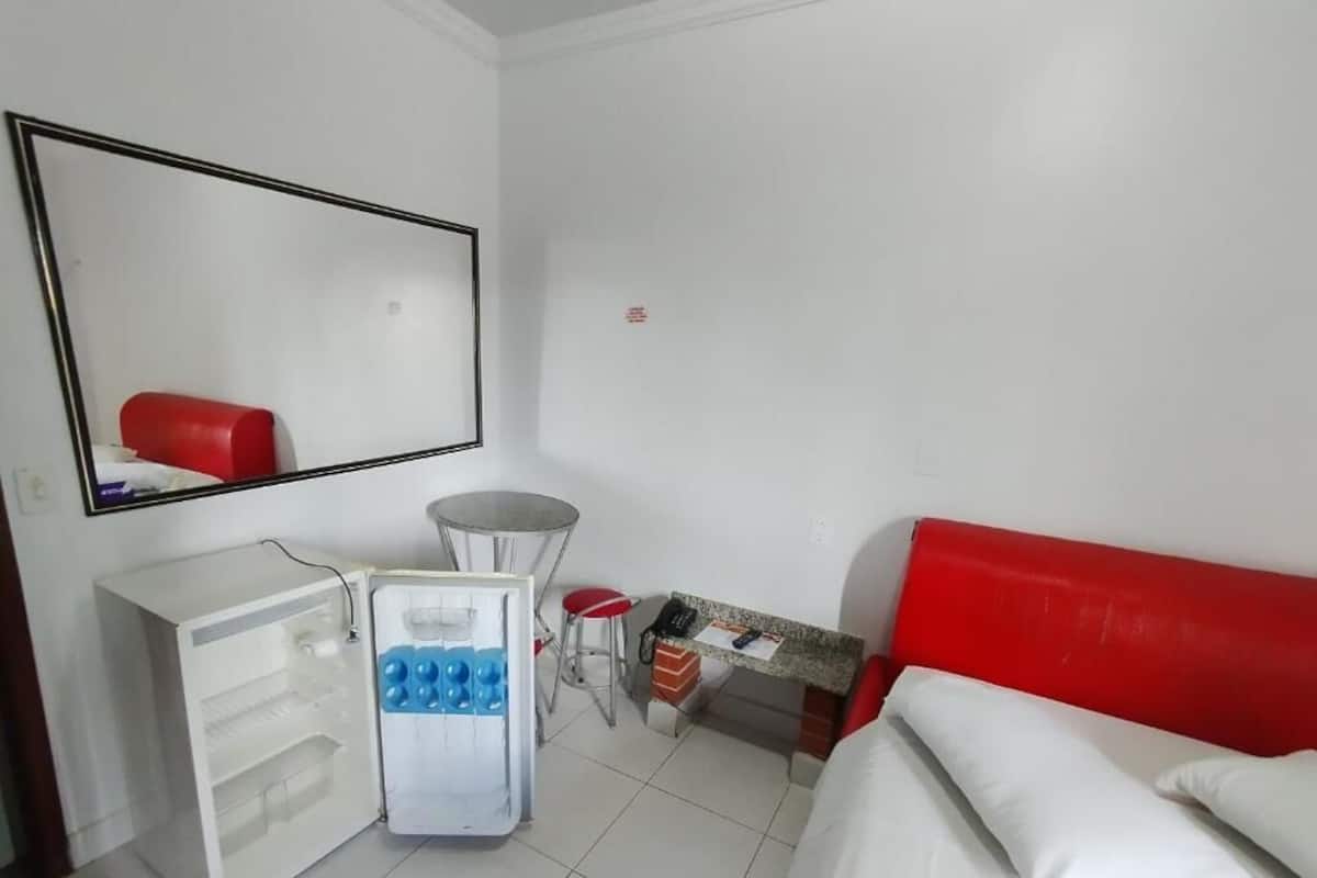 Single Room, 1 Large Twin Bed, City View | Desk, free WiFi