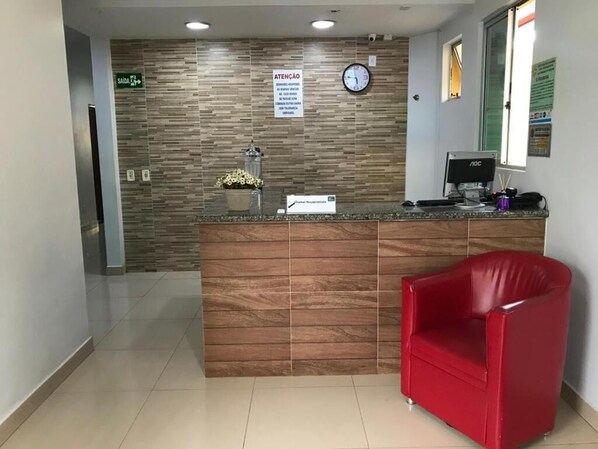 Reception - Hotel Oliveira (Goiânia)
