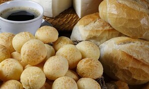 Tägliches inbegriffenes großes Frühstück