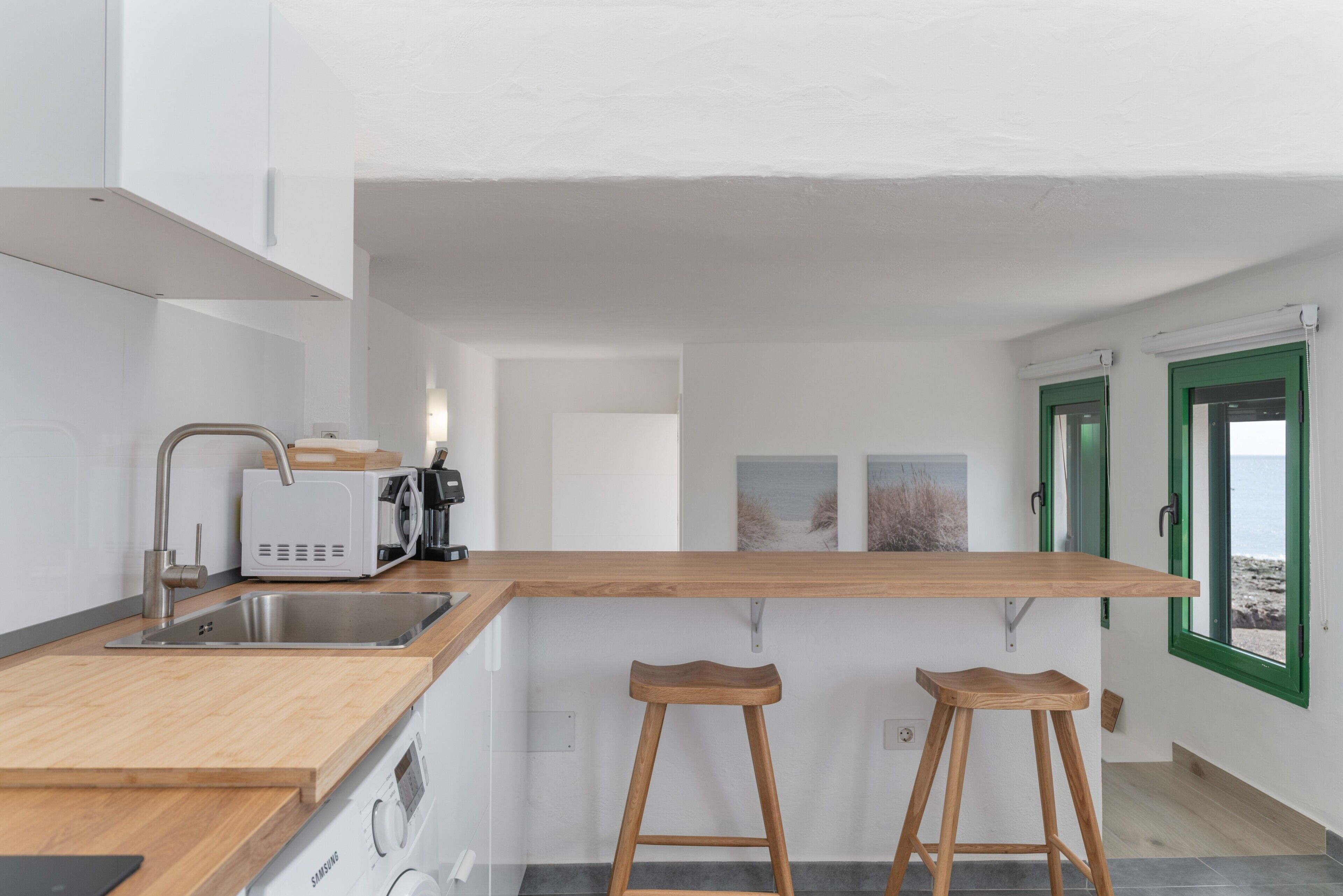 雪櫃、微波爐、爐具、咖啡機/沖茶器