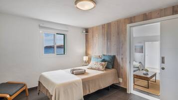 2 chambres, fer et planche Ă repasser, Wi-Fi, draps fournis