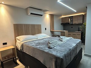 1 Schlafzimmer, Zimmersafe, Bügeleisen/Bügelbrett, kostenloses WLAN
