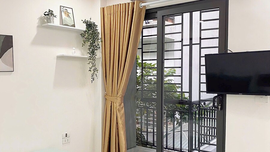 Hera West Lake Apartment