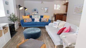 Cottage | Living area