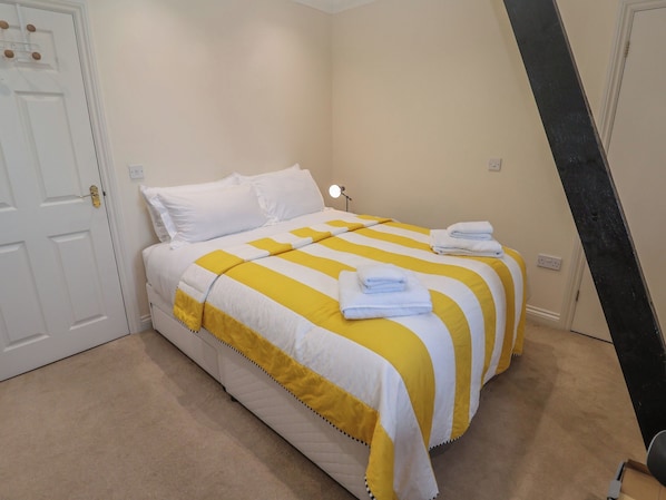 2 habitaciones, decoración personalizada y muebles diferentes