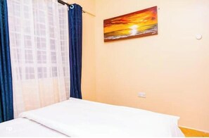 2 chambres, accĂšs Internet, draps fournis