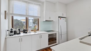 Microwave, oven, stovetop, dishwasher