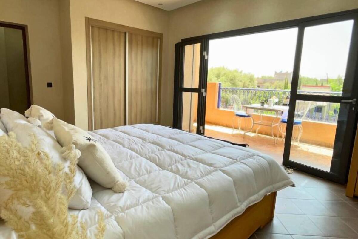 Junior Double Room, Balcony, Garden View